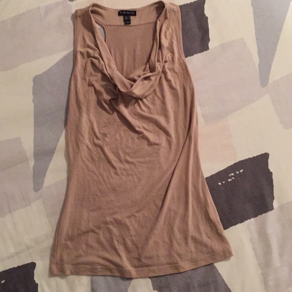 Fang - Size Medium